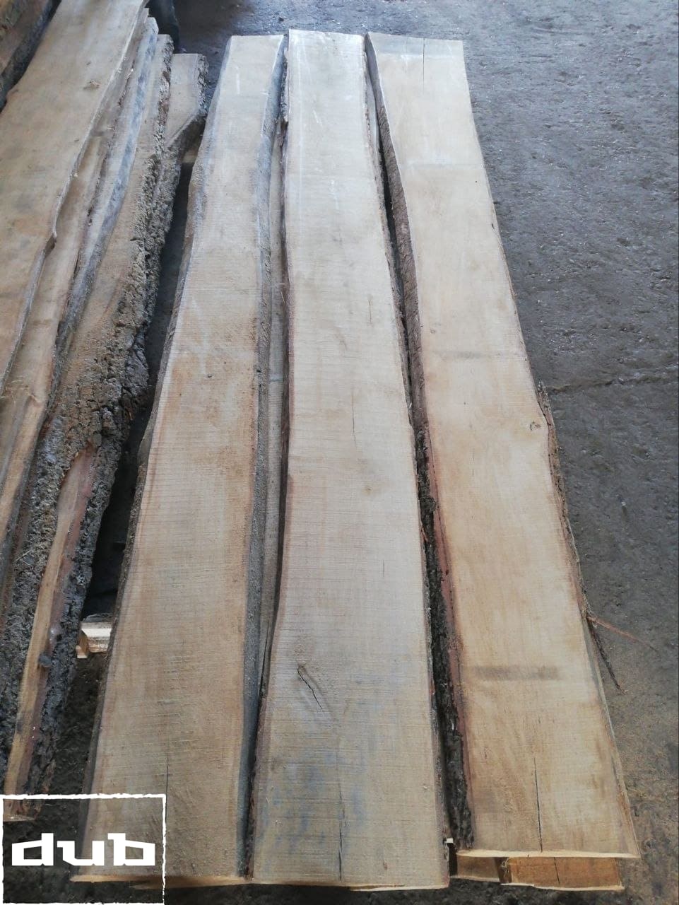 Массив дуба необрезной 0 сорт 1000-2000х150х32